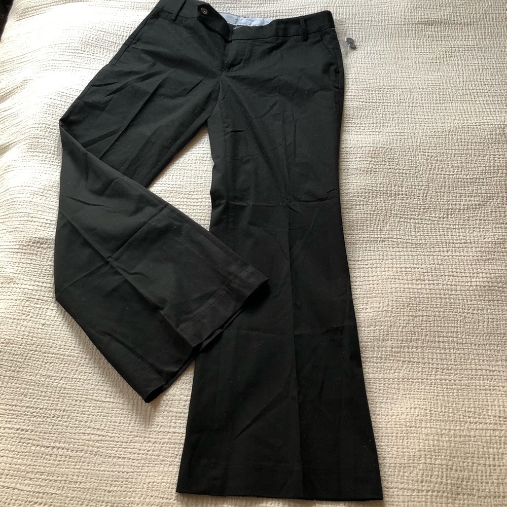 Gap black pants, straight fit, flared leg